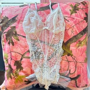 victoria's secret y2k 2000s white lace mesh bow bunny tail lingerie bodysuit
